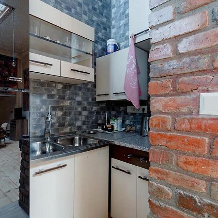Lovely Dulcet Loft In Center Of Rustaveli Tbilisi Esterno foto