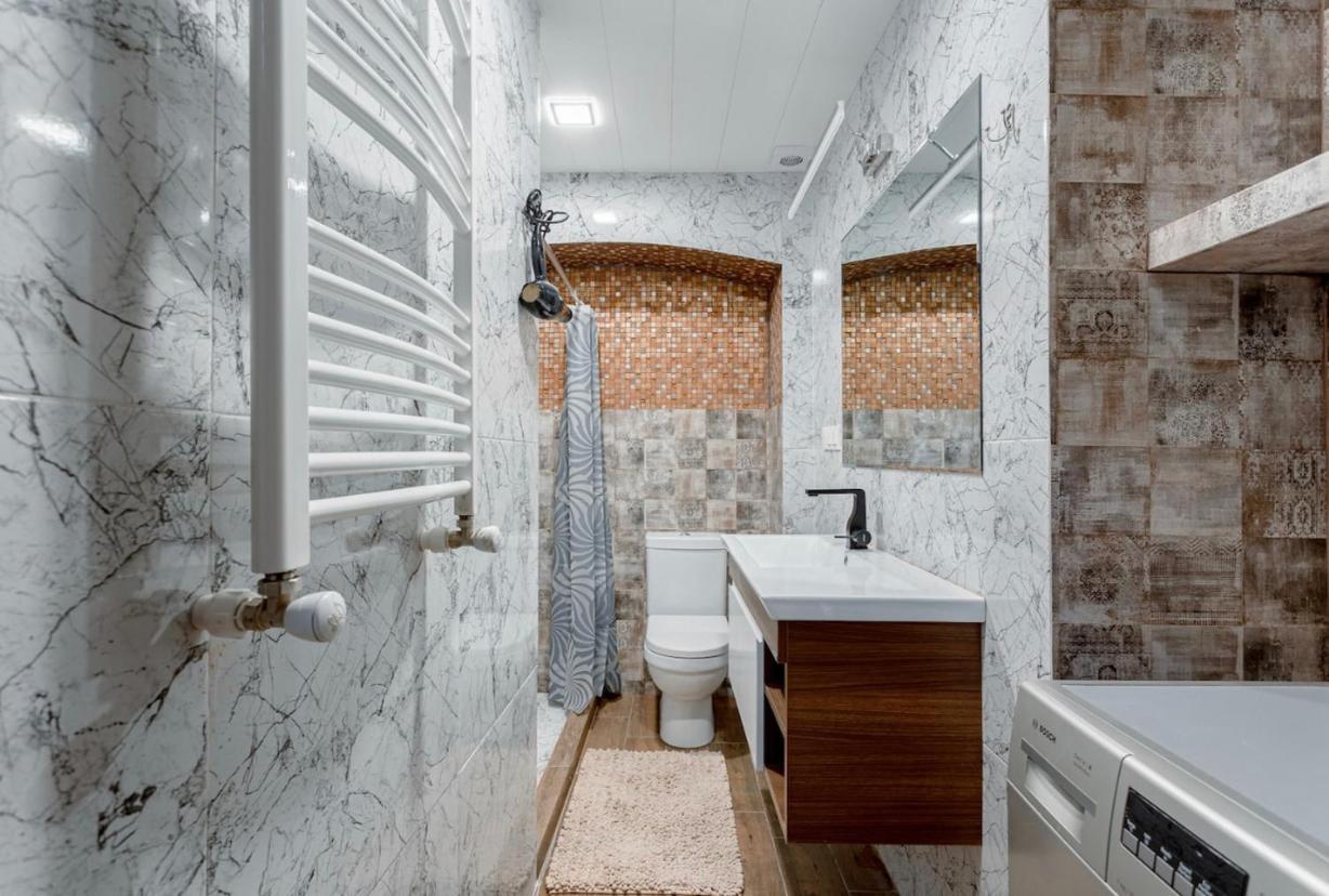 Lovely Dulcet Loft In Center Of Rustaveli Tbilisi Esterno foto