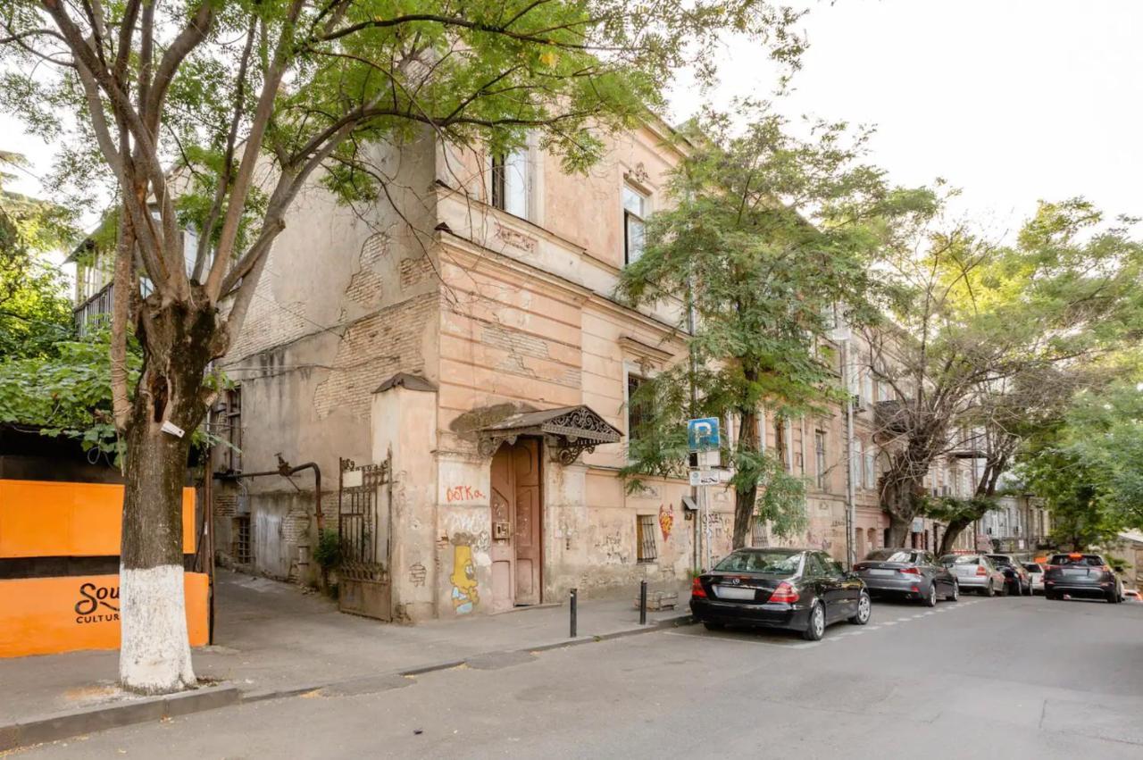 Lovely Dulcet Loft In Center Of Rustaveli Tbilisi Esterno foto
